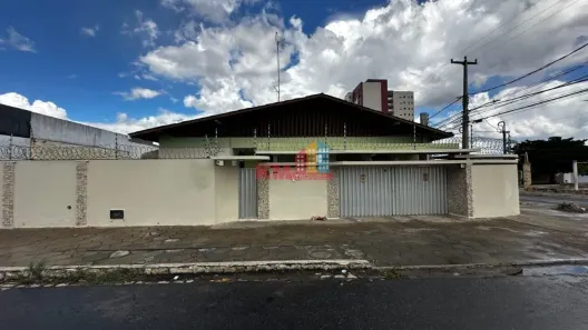 Casa com 4 Quartos à venda, 416m² no Nova Betânia, Mossoró