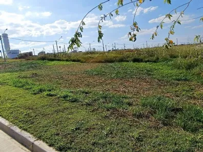 Lote/Terreno à venda, 383m² no Vila Santo Antônio, Votorantim