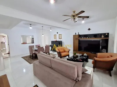 Sobrado com 3 Quartos à venda, 234m² no Vila Hortência, Sorocaba