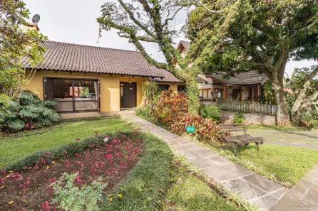 Casa de Condomínio com 5 Quartos à venda, 400m² no Cavalhada, Porto Alegre