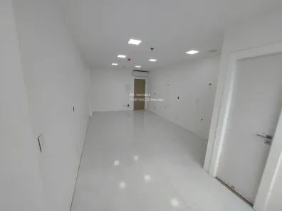 Sala Comercial para alugar, 33m² no Alphaville I, Salvador