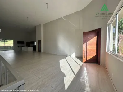 Casa de Condomínio com 3 Quartos para alugar, 220m² no Balneário Água Limpa, Nova Lima