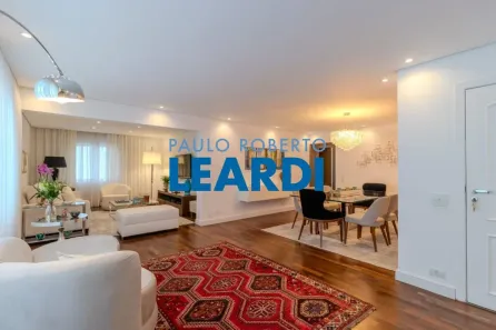 Apartamento com 2 Quartos à venda, 130m² no Jardim Paulista, São Paulo