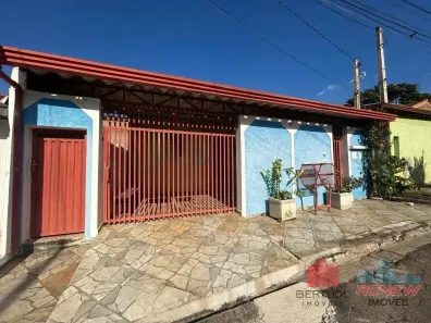 Casa com 3 Quartos à venda, 180m² no Centro, Vinhedo