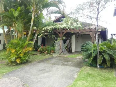 Casa com 3 Quartos para alugar, 158m² no Atami, Pontal do Paraná