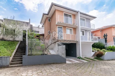 Sobrado com 2 Quartos para alugar, 80m² no Guabirotuba, Curitiba