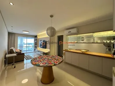 Apartamento com 3 Quartos à venda, 96m² no Balneário, Florianópolis