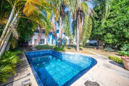 Casa de Condomínio com 4 Quartos à venda, 500m² no Granja Viana, Cotia