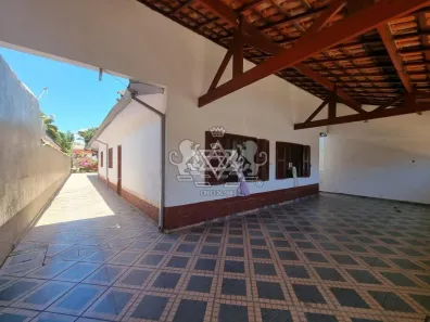 Casa com 3 Quartos à venda, 257m² no Jardim Britânia, Caraguatatuba