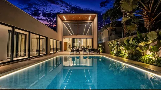 Casa de Condomínio com 6 Quartos à venda, 750m² no Jardim Acapulco, Guarujá