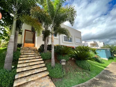 Casa com 3 Quartos à venda, 233m² no Loteamento Parque dos Alecrins, Campinas