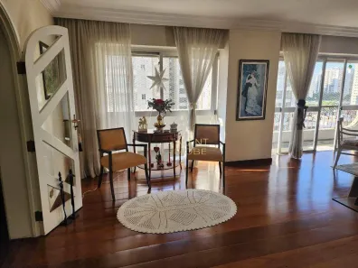 Apartamento com 3 Quartos à venda, 198m² no Moema, São Paulo