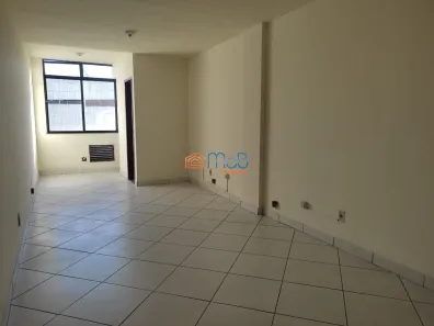 Sala Comercial com 1 Quarto para alugar, 64m² no Centro, Macaé