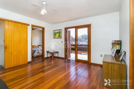 Sobrado com 3 Quartos à venda, 250m² no Jardim Sabará, Porto Alegre
