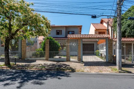 Casa com 3 Quartos à venda, 270m² no Tristeza, Porto Alegre