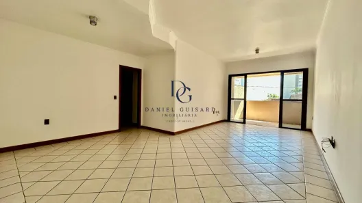 Apartamento com 3 Quartos para alugar, 110m² no Centro, Taubaté