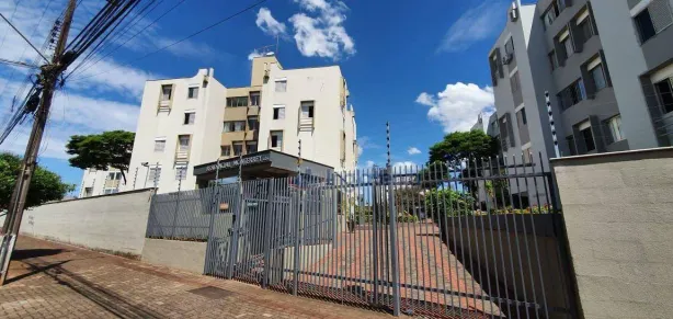 Apartamento com 3 Quartos para alugar, 77m² no Antares, Londrina