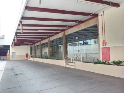 Prédio Comercial à venda, 1300m² no Centro, Bauru