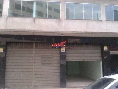 à venda, 166m² no Centro, Viçosa