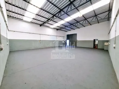 Galpão/Depósito/Armazém para alugar, 215m² no Independência, Ribeirão Preto