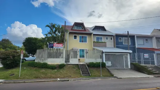 Sobrado com 3 Quartos à venda, 178m² no Bairro Alto, Curitiba