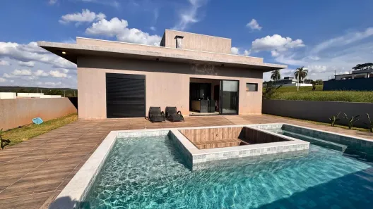 Casa de Condomínio com 3 Quartos à venda, 161m² no Terras de Santa Cristina XIII Setor Iate, Paranapanema
