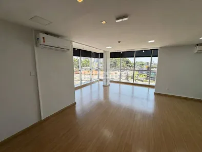 Sala Comercial para alugar, 240m² no Setor Marista, Goiânia