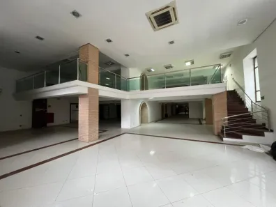 Prédio Comercial à venda, 3000m² no Centro, Santos
