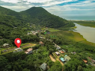 Lote/Terreno à venda, 2050m² no Macacú, Garopaba