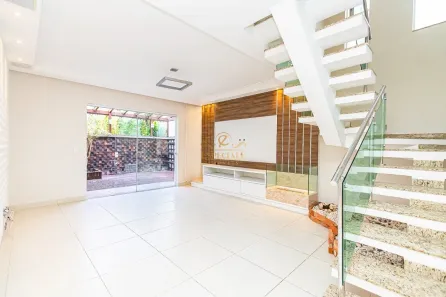 Casa de Condomínio com 4 Quartos à venda, 325m² no Campo Comprido, Curitiba