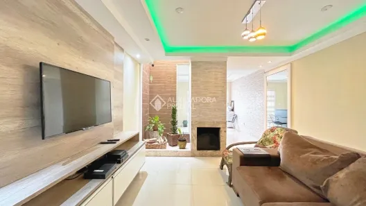 Casa com 3 Quartos à venda, 166m² no Guarujá, Porto Alegre