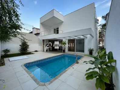 Casa de Condomínio com 3 Quartos à venda, 300m² no São Paulo II, Cotia