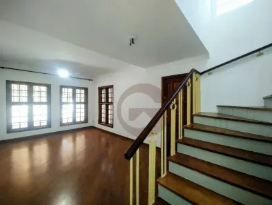 Sobrado com 3 Quartos à venda, 125m² no Vila Universitária, São Paulo