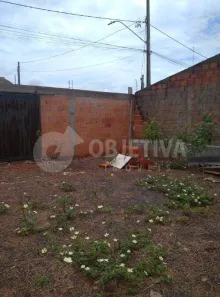 Lote/Terreno à venda, 250m² no São Jorge, Uberlândia