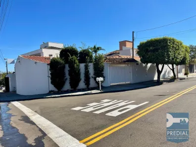 Casa com 3 Quartos à venda, 190m² no Jardim Cardinalli, São Carlos