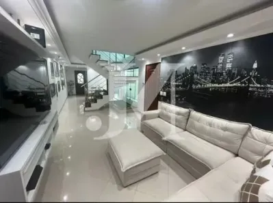 Sobrado com 3 Quartos à venda, 233m² no Vila Regente Feijó, São Paulo