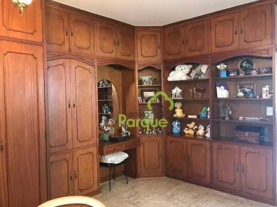 Sobrado com 4 Quartos à venda, 414m² no Jardim da Glória, São Paulo