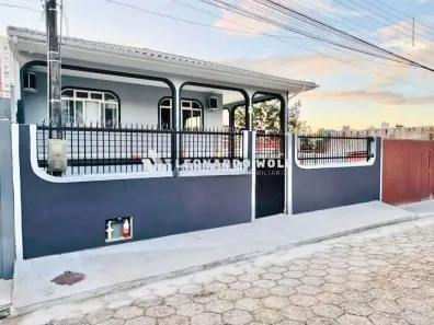 Imóvel Comercial para alugar, 500m² no Barreiros, São José