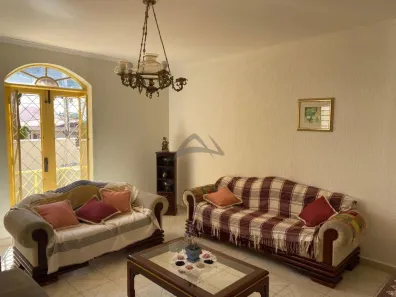 Casa com 3 Quartos à venda, 238m² no Jardim Dom Bosco, Campinas