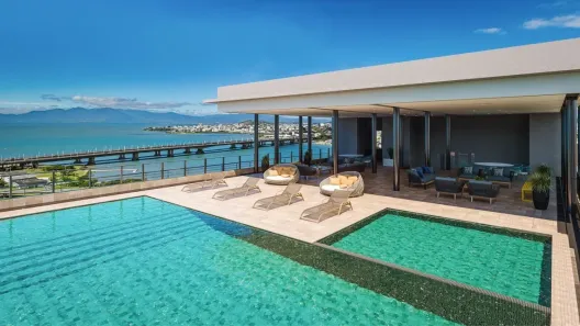 Apartamento com 2 Quartos à venda, 73m² no Centro, Florianópolis