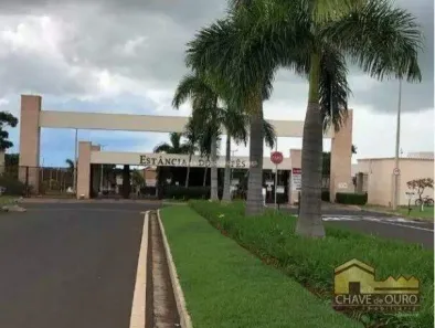 Lote/Terreno à venda, 451m² no Estância dos Ipês, Uberaba
