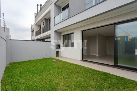 Casa de Condomínio com 3 Quartos à venda, 164m² no Santa Cândida, Curitiba