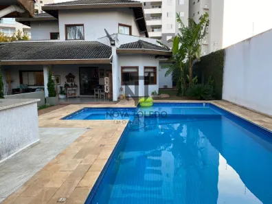 Sobrado com 4 Quartos à venda, 570m² no Jardim das Nações, Taubaté