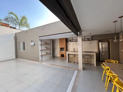 Casa com 5 Quartos à venda, 220m² no Nossa Senhora das Graças, Divinópolis