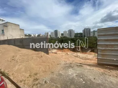 Casa com 3 Quartos à venda, 140m² no Cabral, Contagem