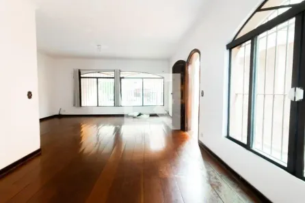 Casa com 4 Quartos à venda, 200m² no Cidade São Francisco, São Paulo