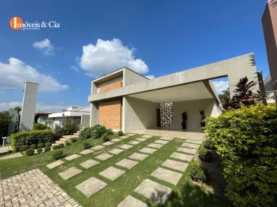 Casa com 3 Quartos para alugar, 256m² no Condomínio Residencial Shamballa III, Atibaia