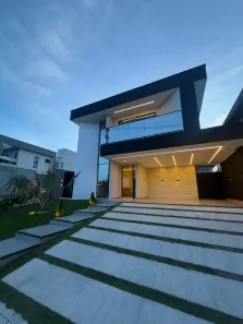 Casa de Condomínio com 4 Quartos à venda, 236m² no Cidade Alpha, Eusébio