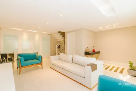 Sobrado com 4 Quartos à venda, 278m² no Santo Inácio, Curitiba