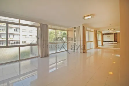 Apartamento com 4 Quartos à venda, 238m² no Cerqueira César, São Paulo